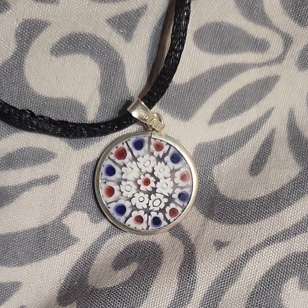 Murano Glass Veneziane Medallion Necklace